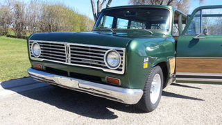 Illustration for article titled For $14,995, This 1972 International Travelall Might Go All The Way